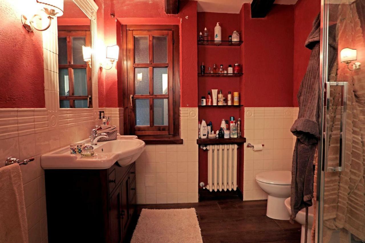 Bed & Breakfast I Lari Castel Del Monte (Apulia)